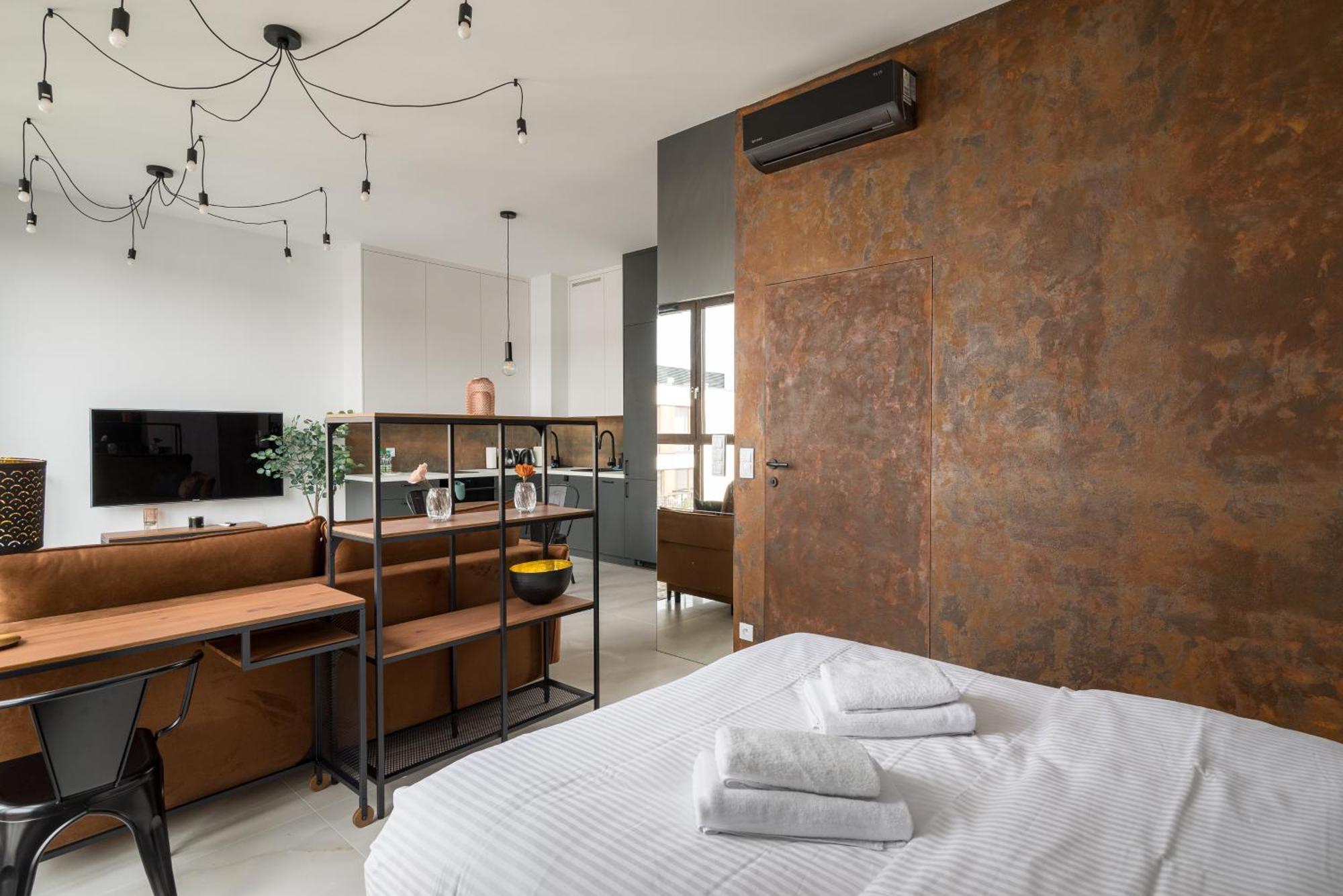 Browary Warszawskie Industrial Apartment *
